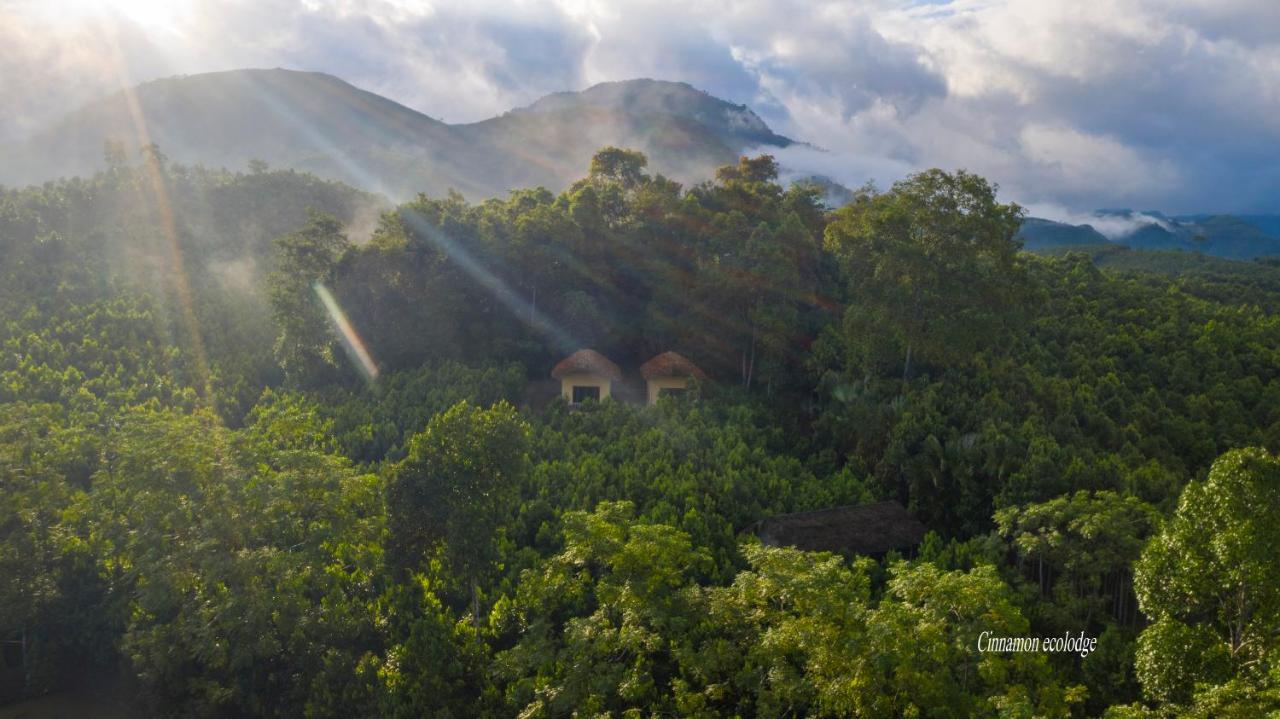 Lodge Cinnamon Eco Nam Hoac