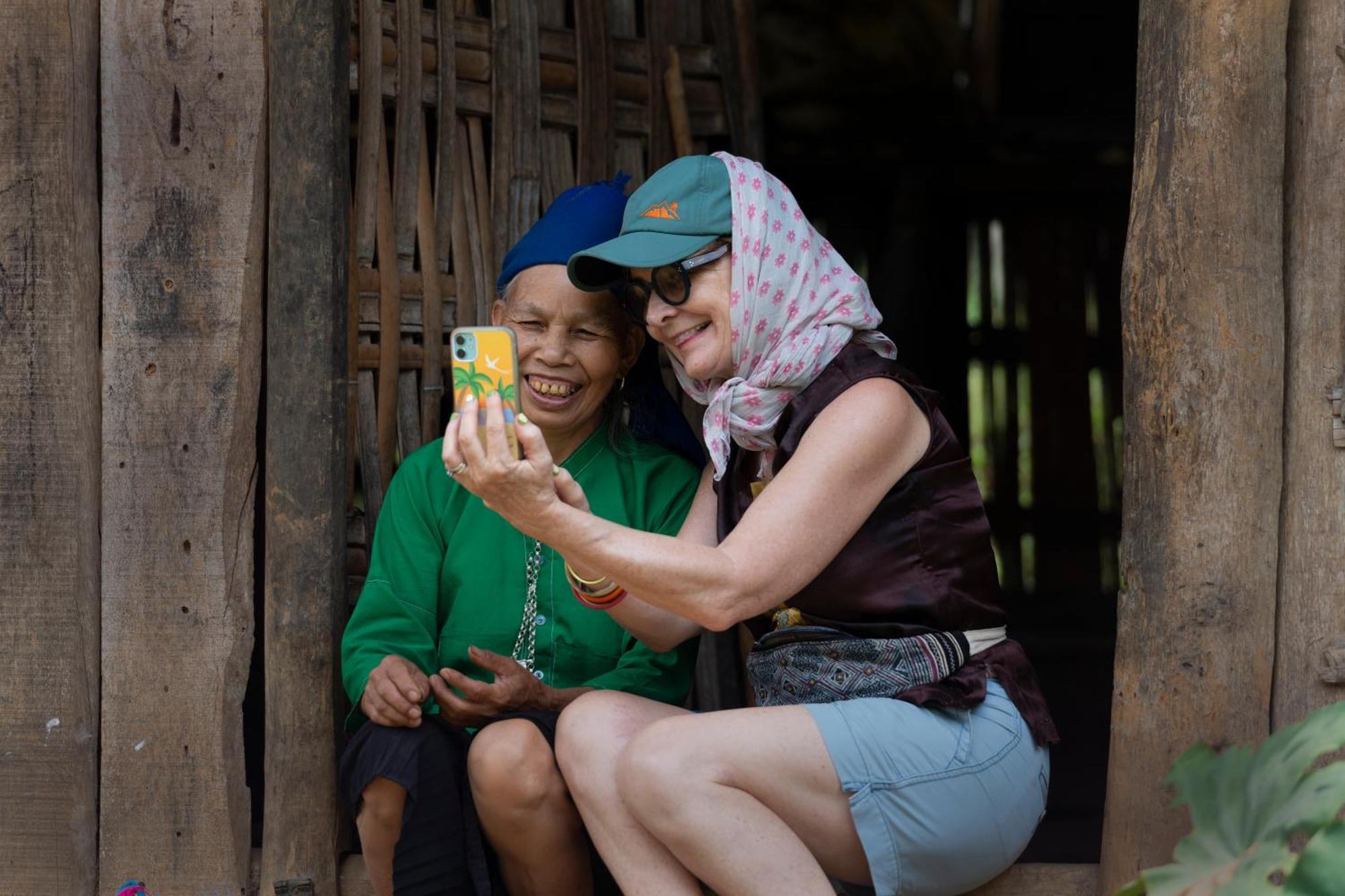 Cinnamon Eco * Nam Hoac