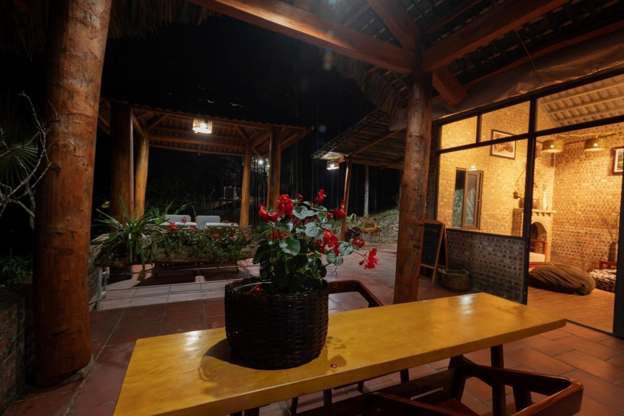 Lodge Cinnamon Eco Nam Hoac
